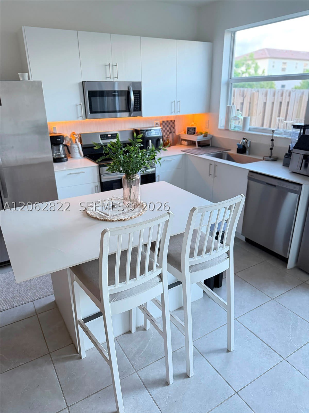 2817 SE 26th Ave – photo 4
