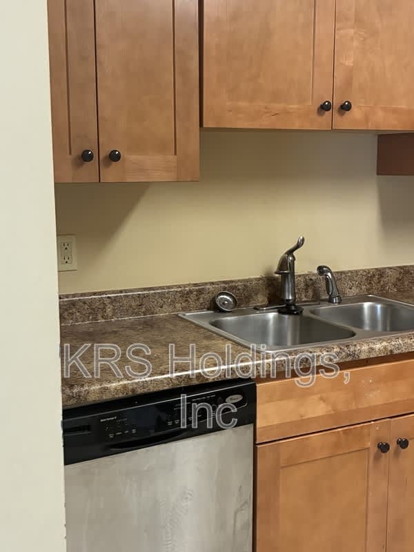 1262 Old Windmill Court – photo 4