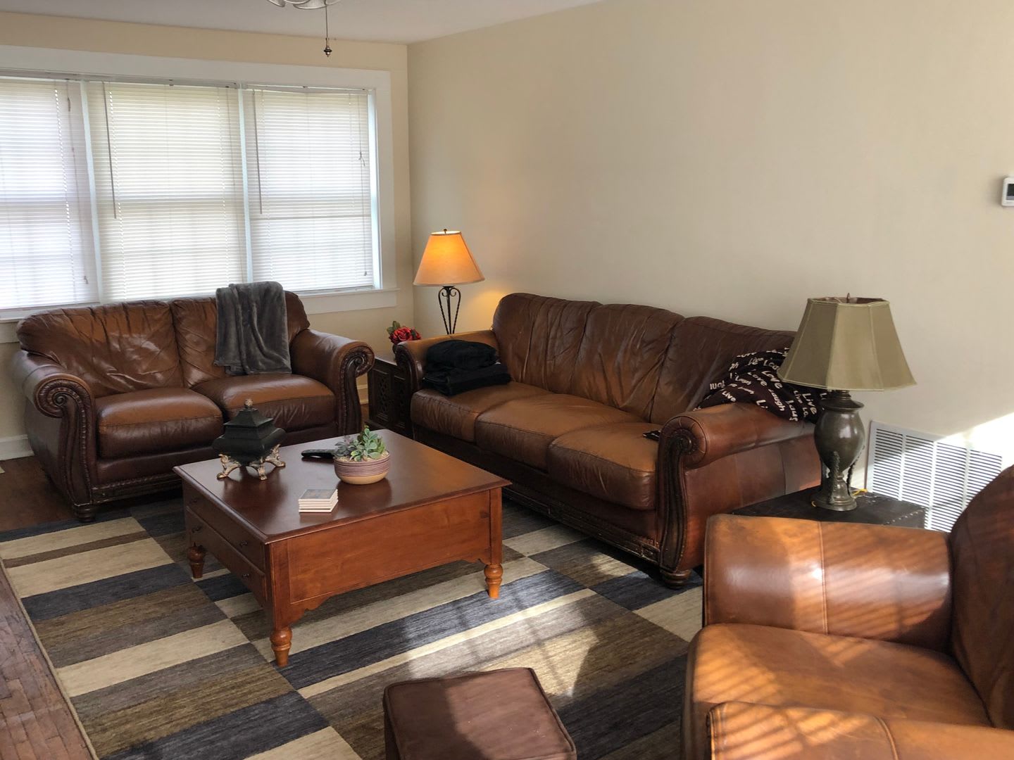 3 bed, 1 bath home, Only minutes away from The University of Alabama – photo 4