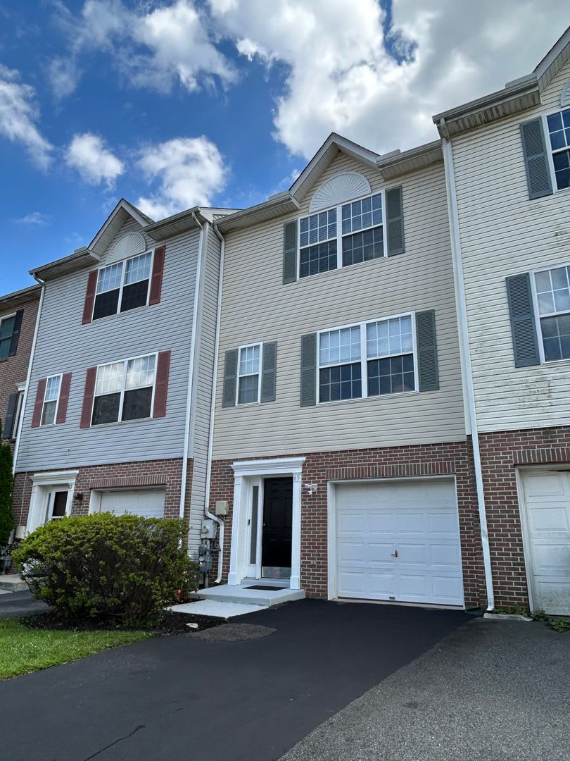 Welcome to 65 Highland Circle! – photo 1