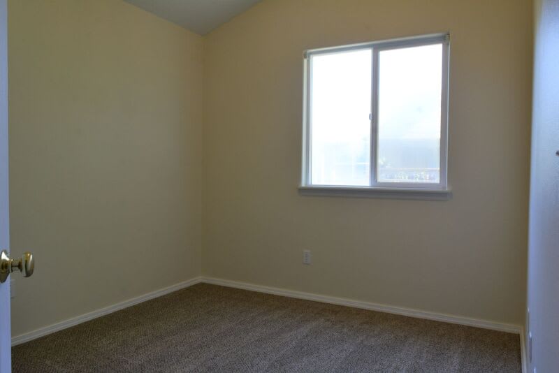 773 SW 198TH PL – photo 3