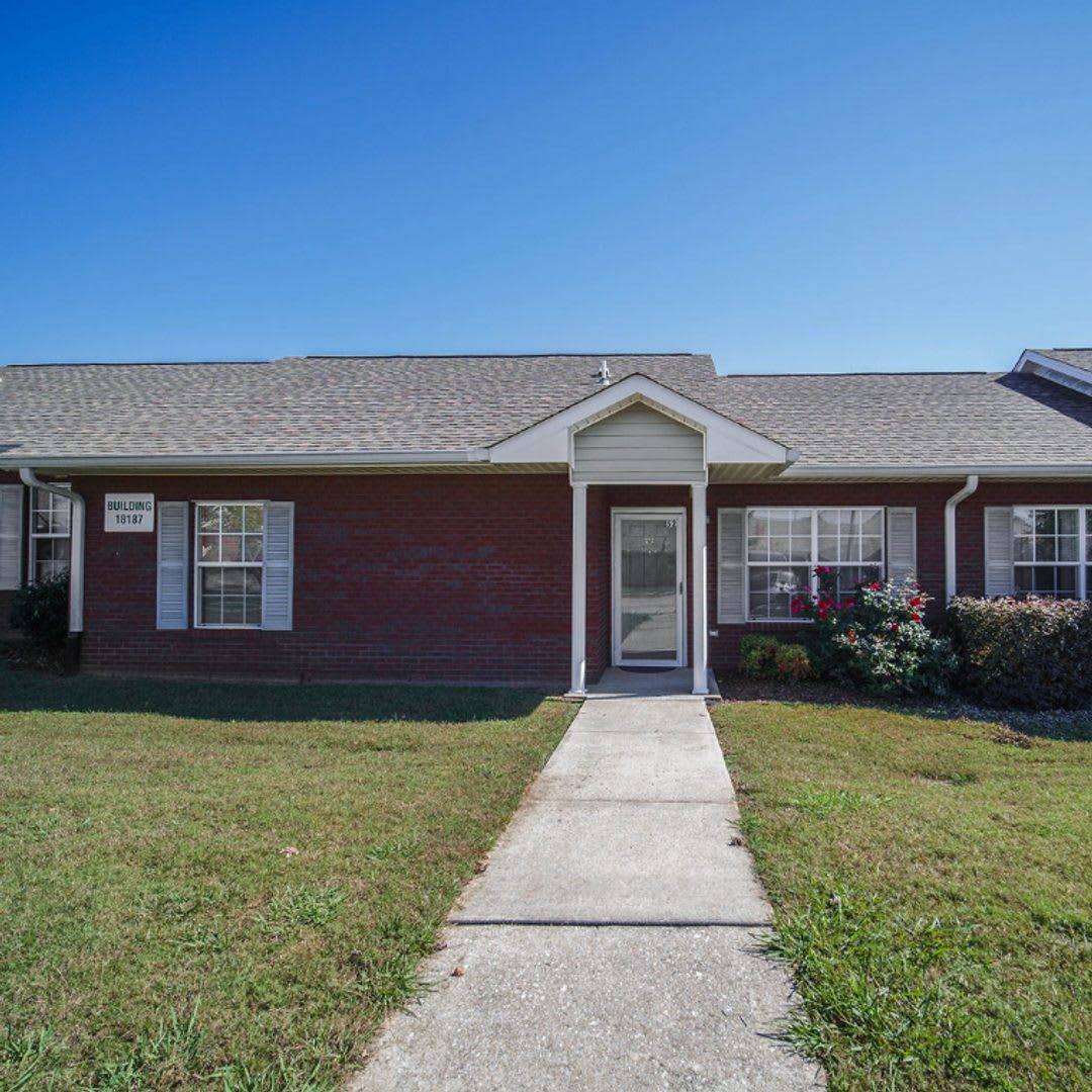 Arrowhead Dr******Senior 55+ Community****** Rent $1024/month – photo 4