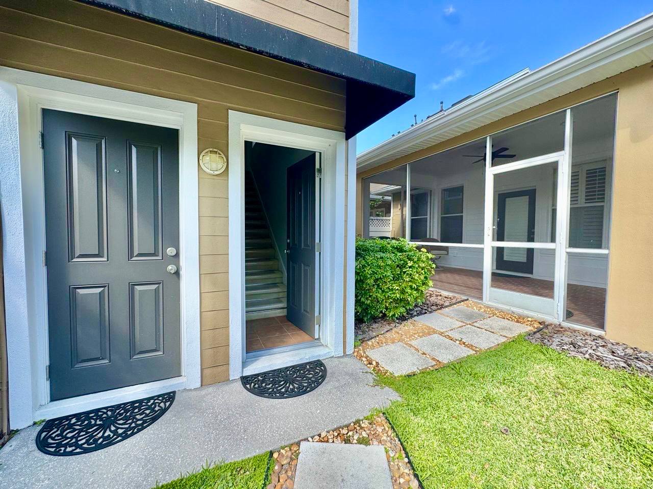 14541 Cotswolds Dr Unit B – photo 1