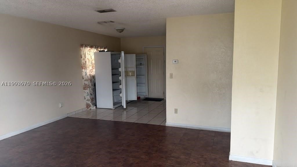 421 Las Palmas – photo 3