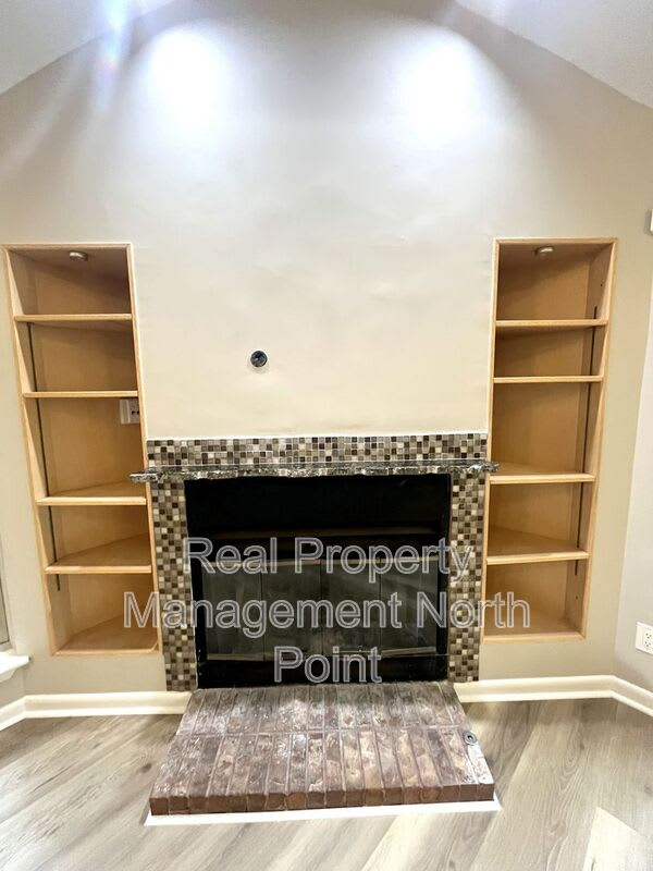 3030 Steeplechase Dr – photo 5