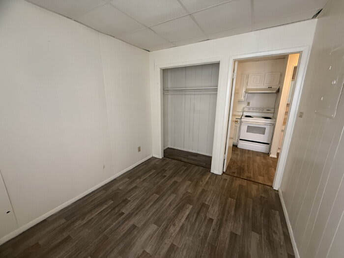 813 North University Street – photo 5