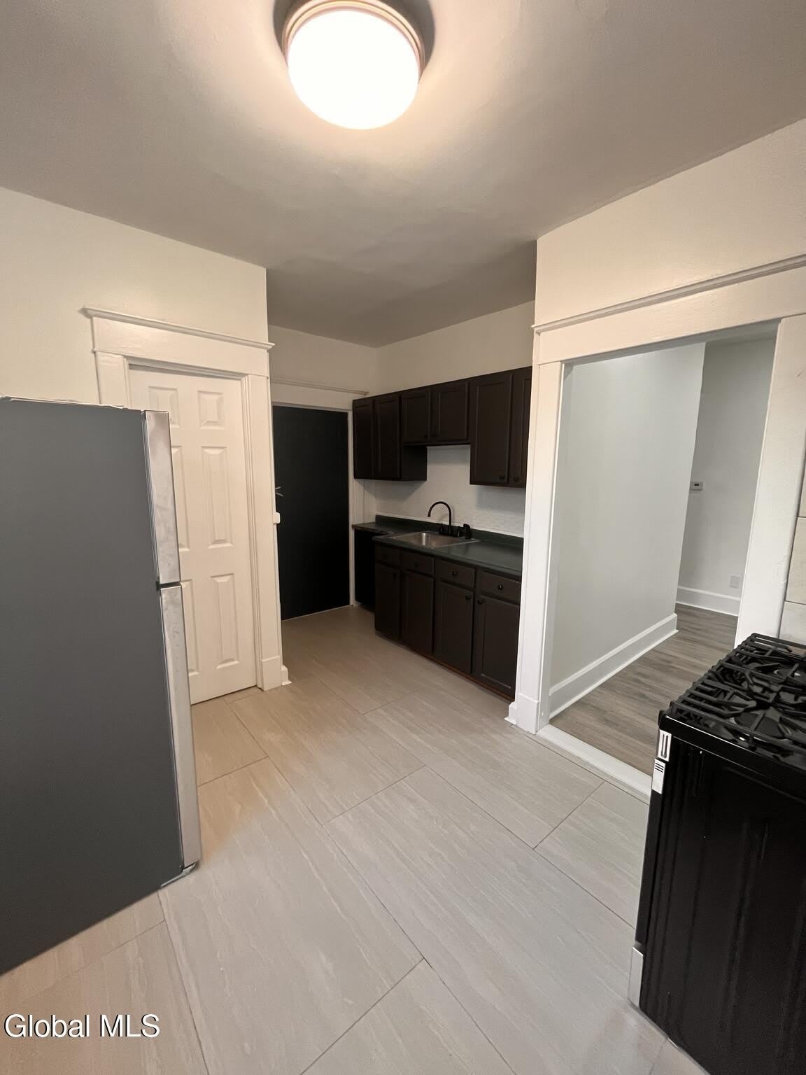 1 Chestnut Street – photo 4