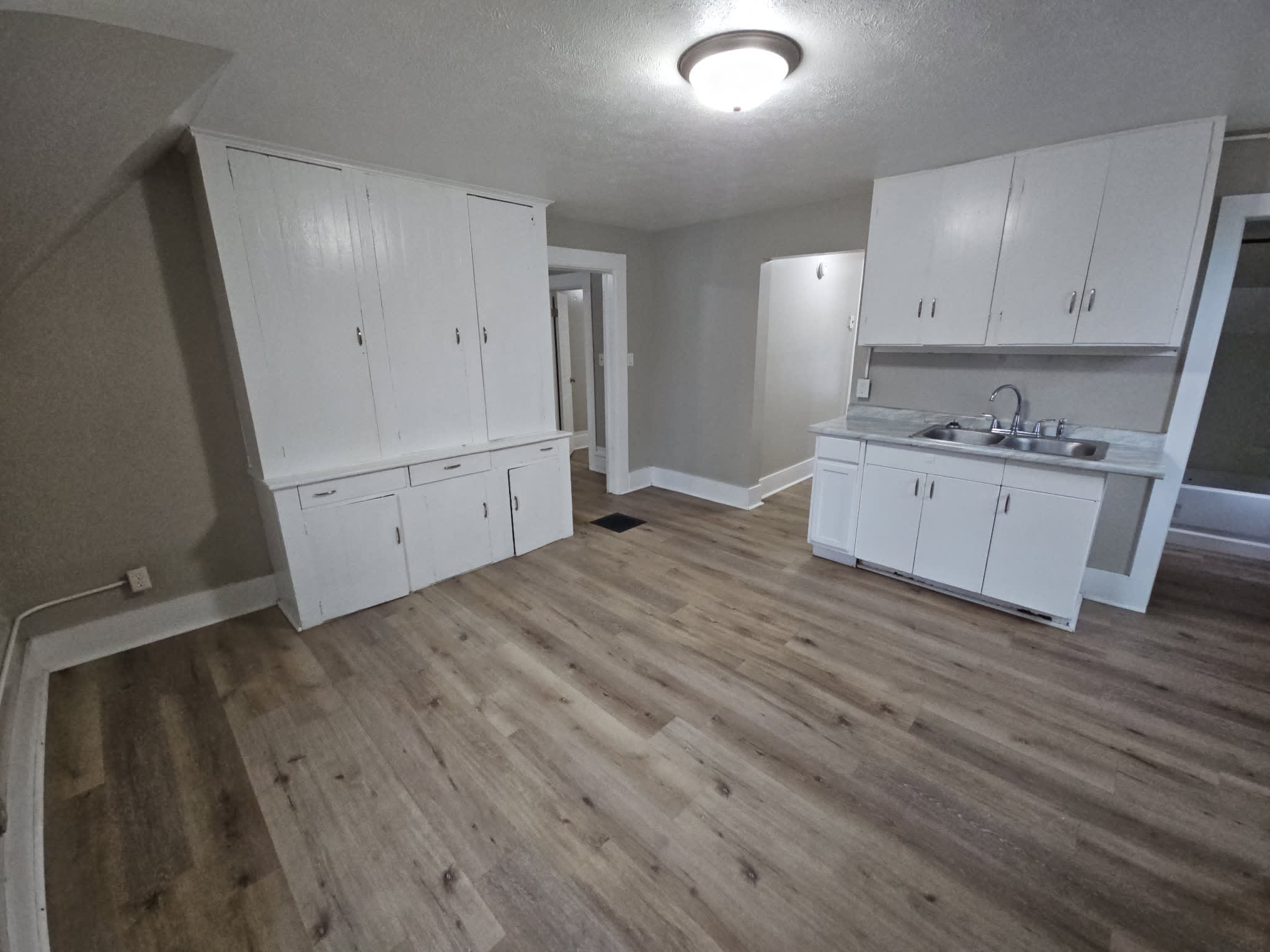 1031 Benton St2 – photo 2