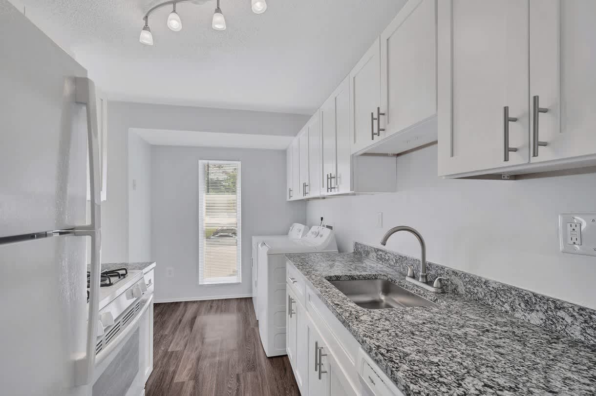Aston Ridge Apartments – photo 3