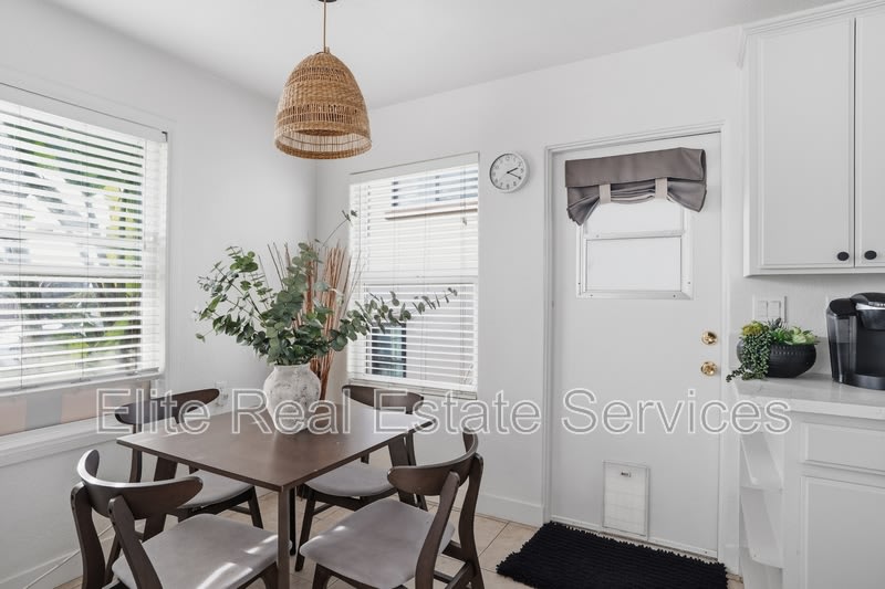2606 Juan Street – photo 5