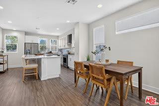1678 Topanga – photo 5