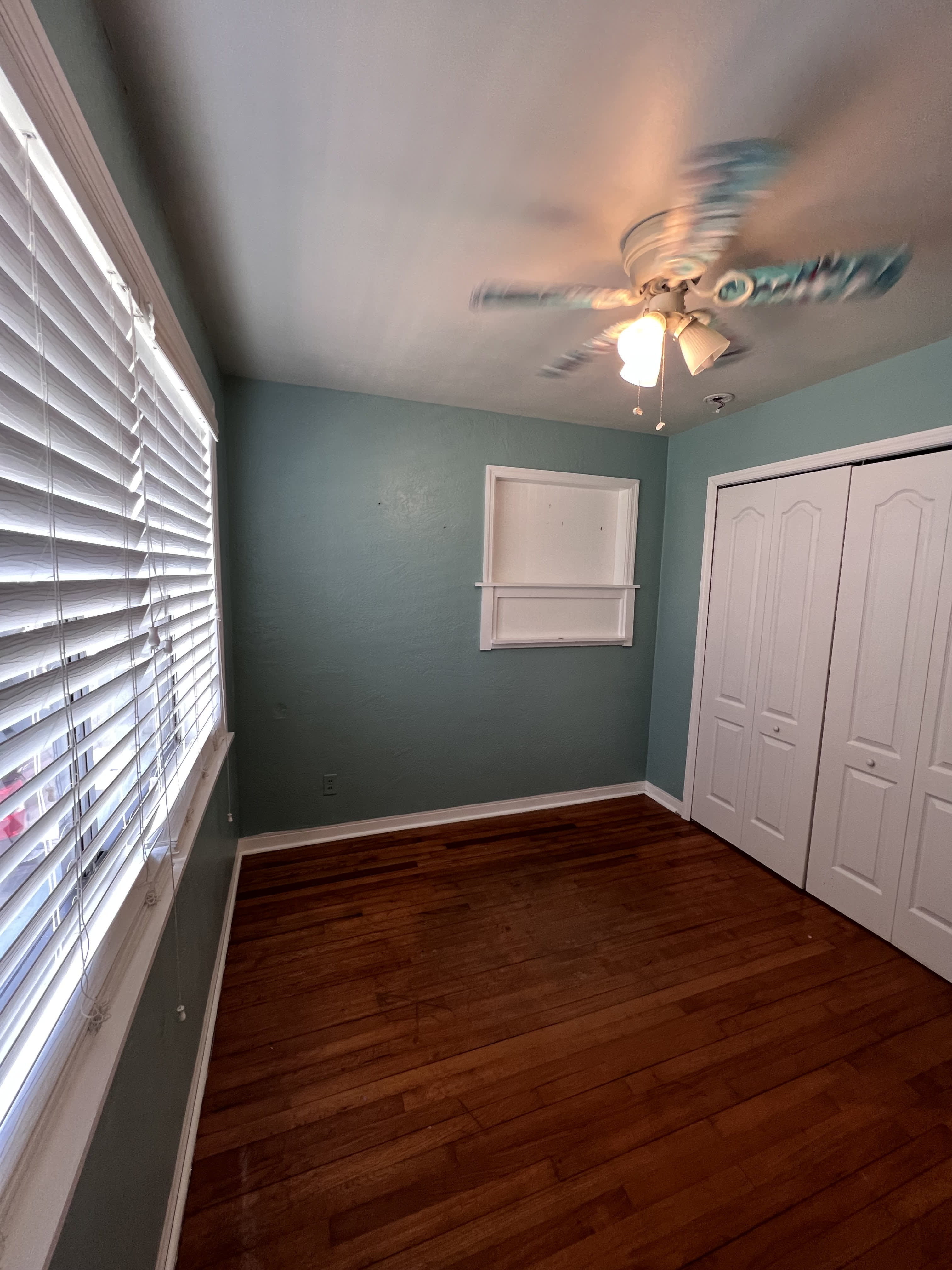 410 Manhattan Avenue – photo 4