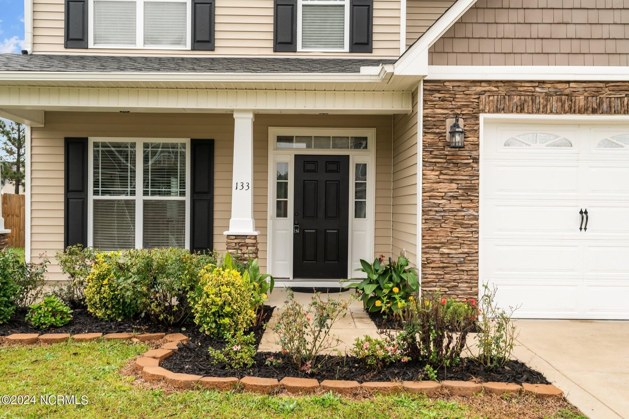 133 Lockwood Drive – photo 4