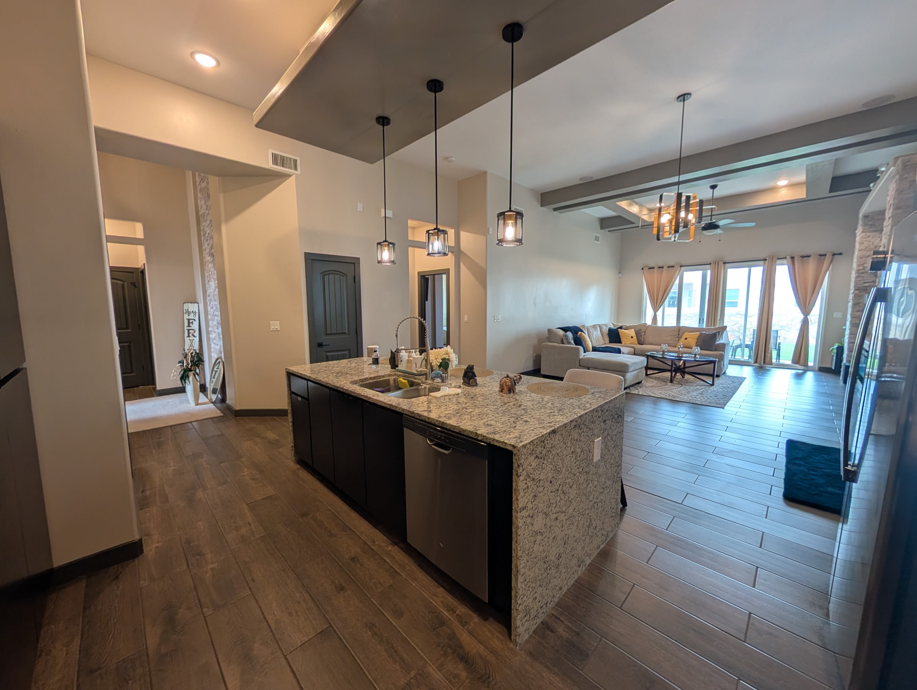 12325 Desert Pine Avenue – photo 5
