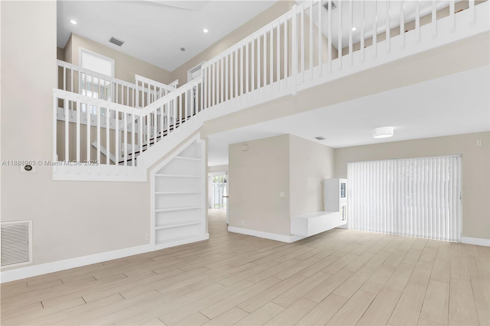 10766 Crescendo Circle X Boca Raton Fl 33498 – photo 3