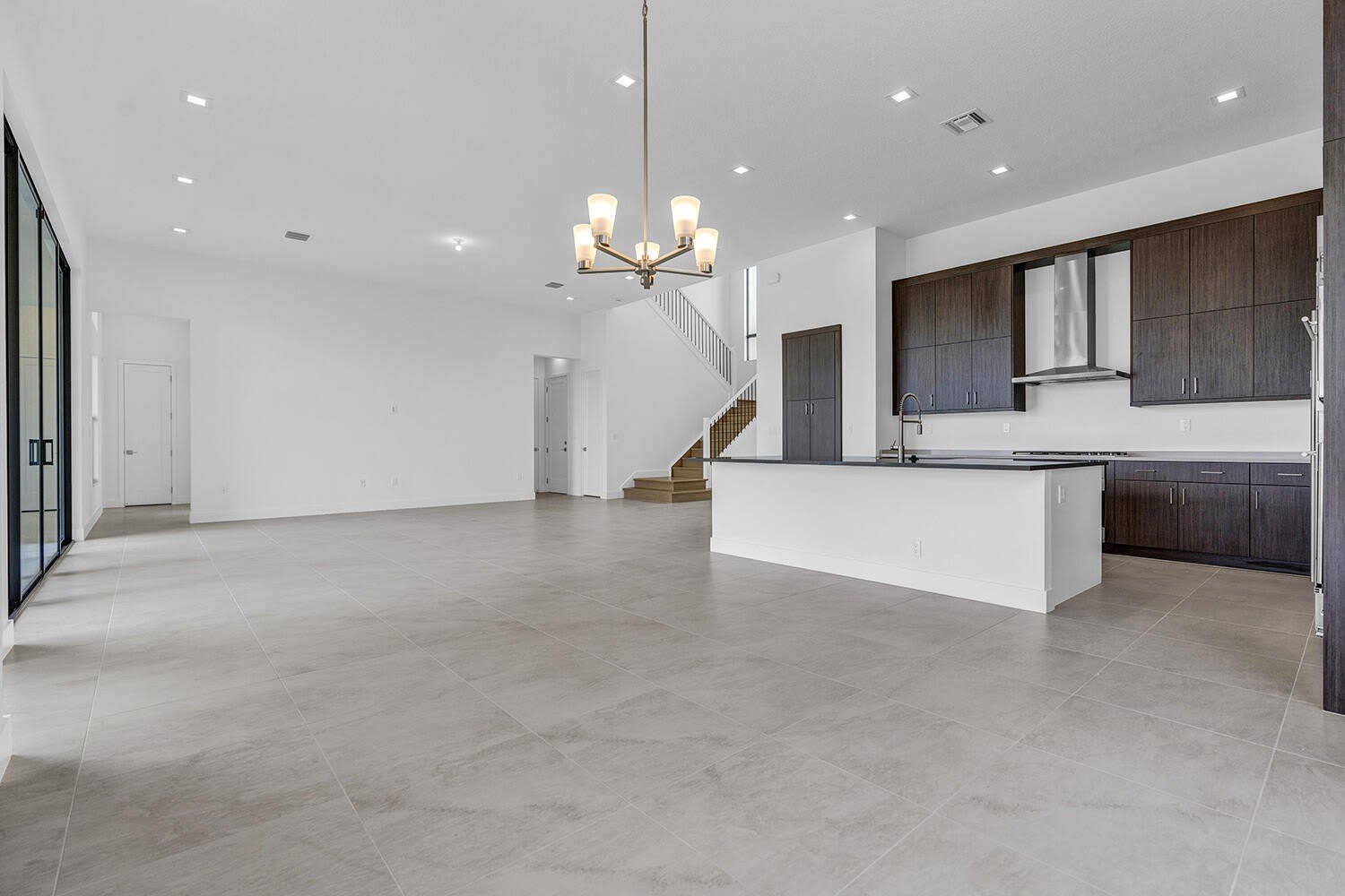 9523 Riverside Park Drive – photo 5