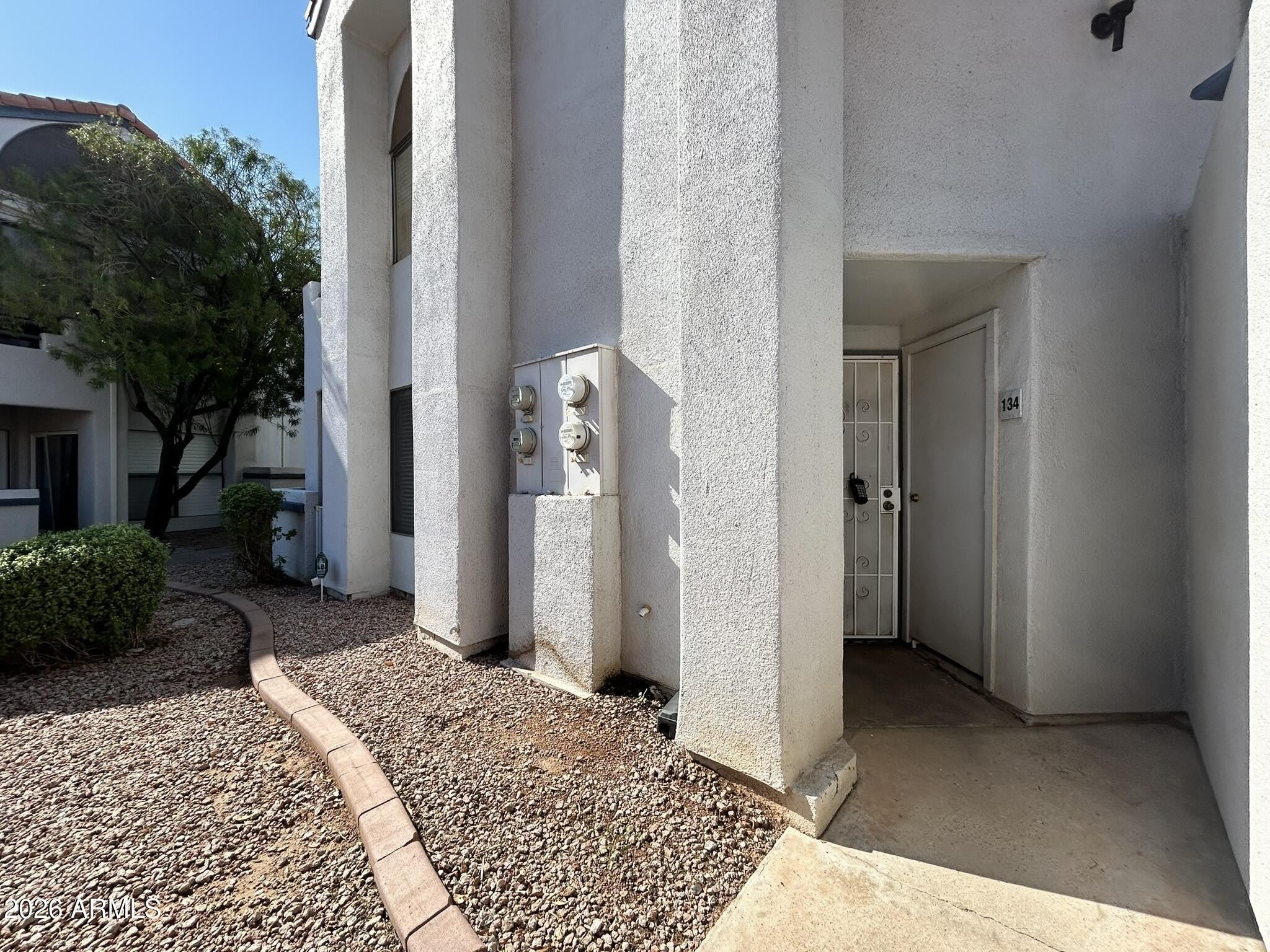 1800 W ELLIOT Road – photo 1