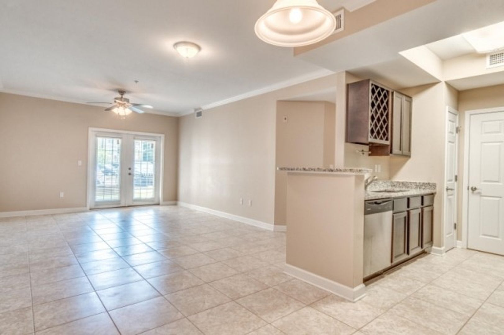 Beautiful Two Bedroom Apartment in Fort Walton Beach! – photo 3