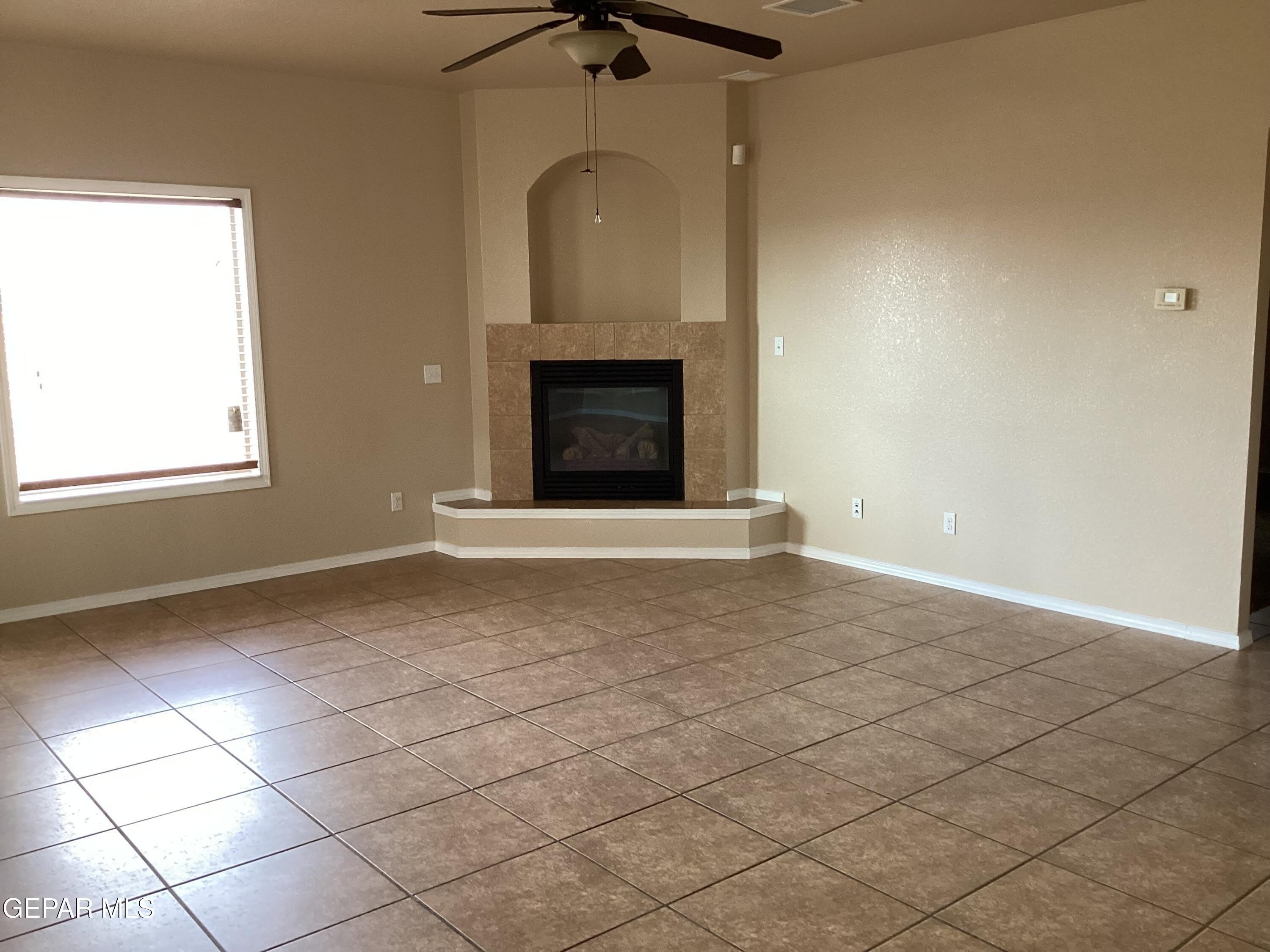 5925 Speyside Drive – photo 4