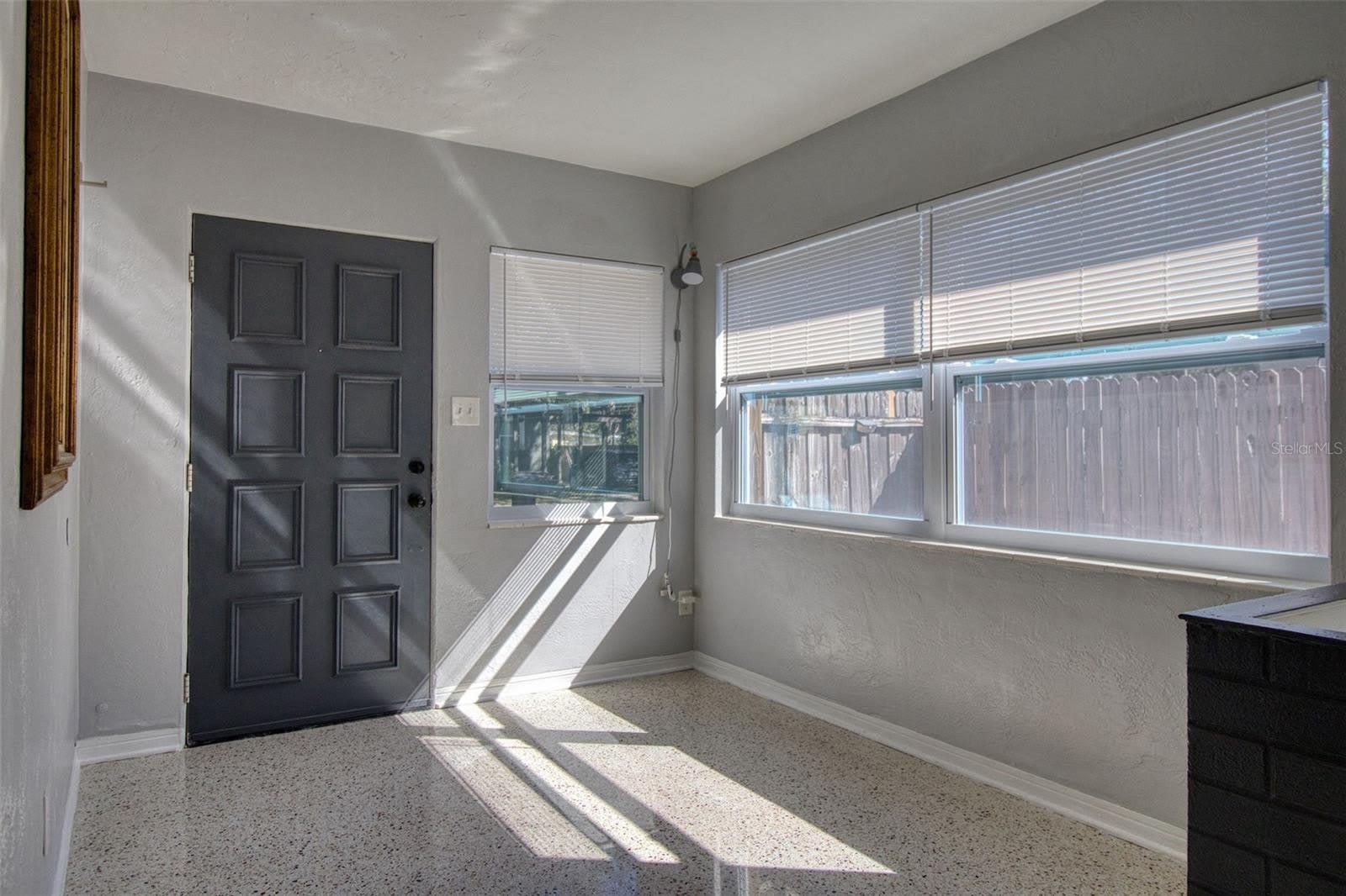 634 15 Avenue S – photo 4