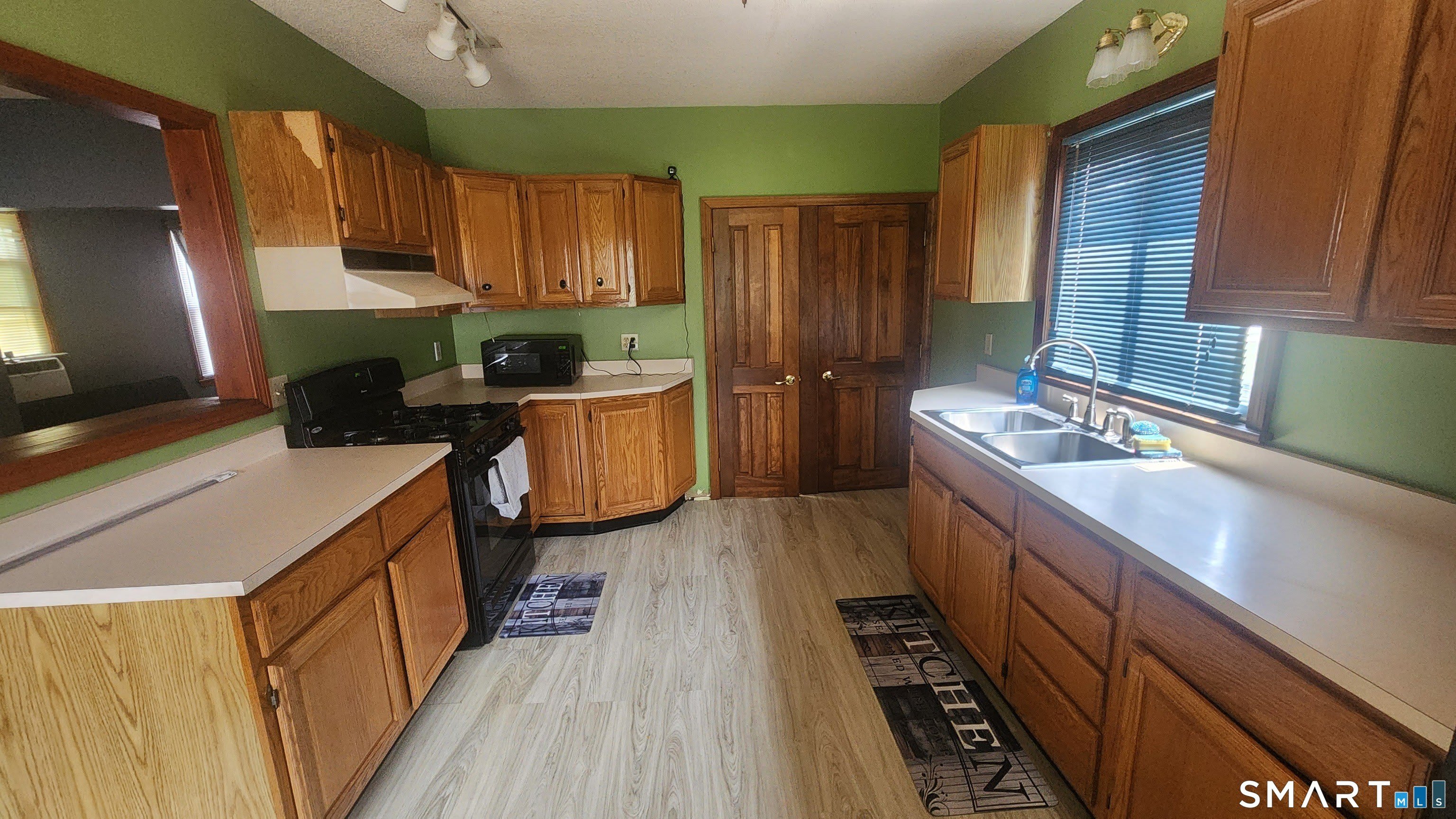 139 South Street – photo 2