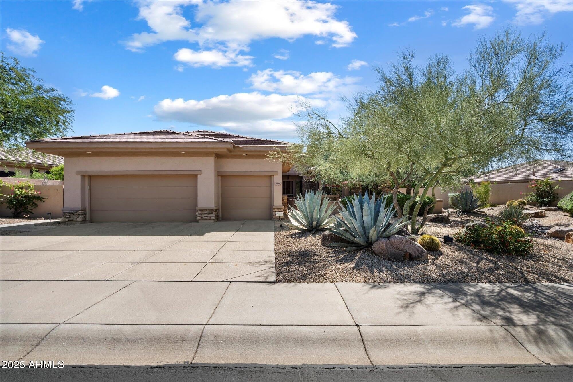 7559 E Visao Drive – photo 1