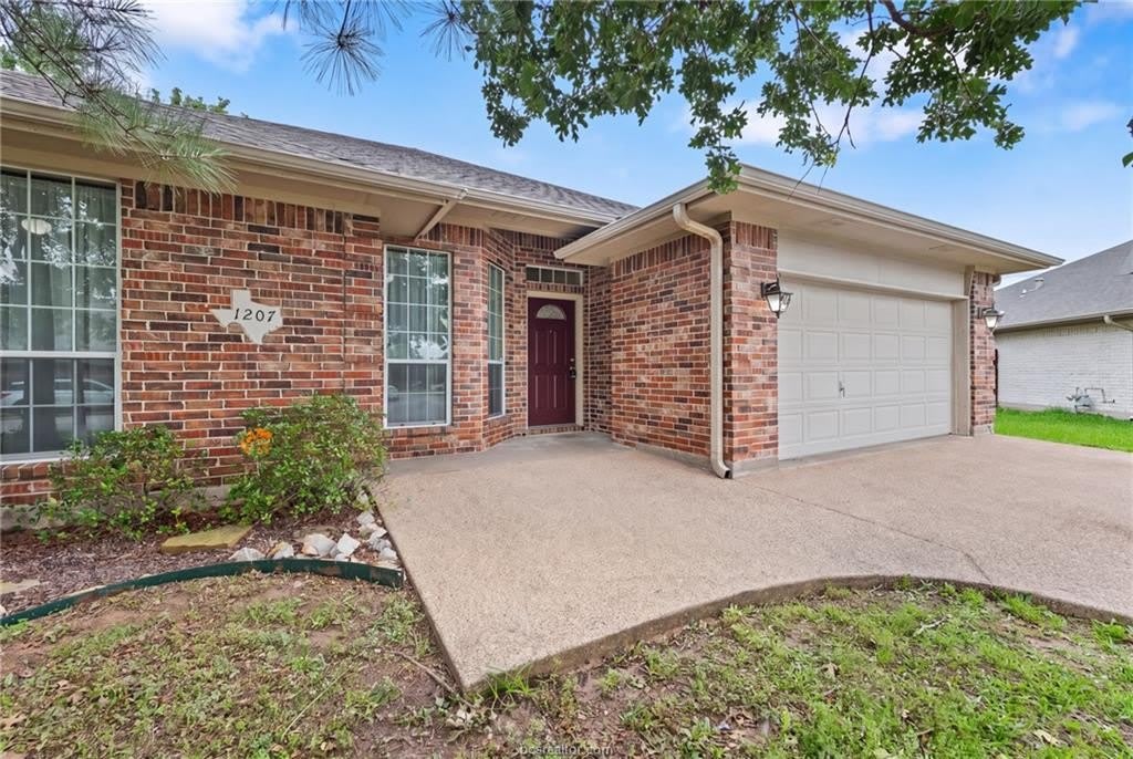 1207 Martinsville Lane – photo 2