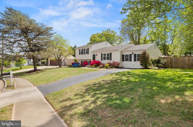 1315 Bayshire Ln – photo 2