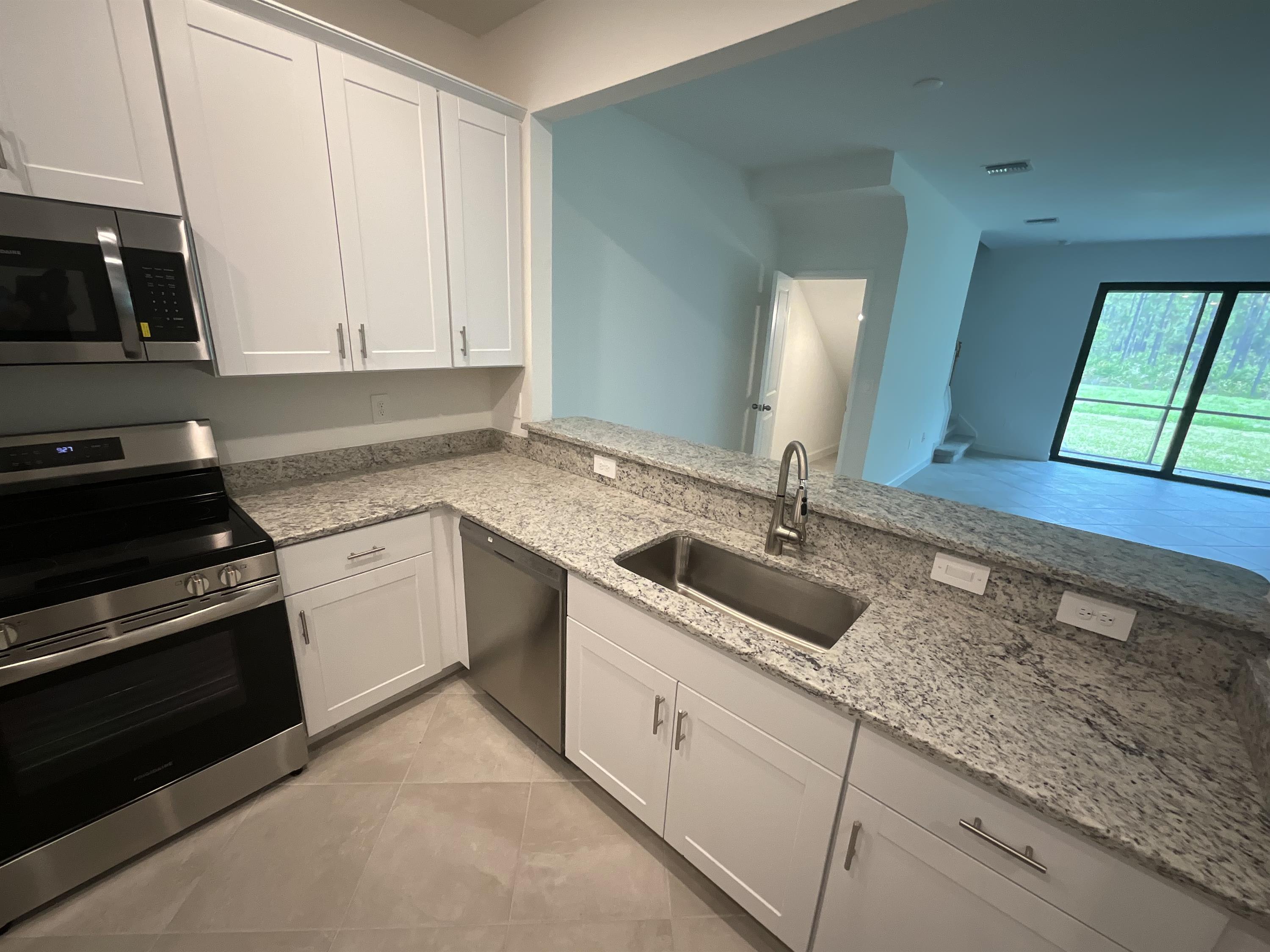 14116 Gardeners Way – photo 5
