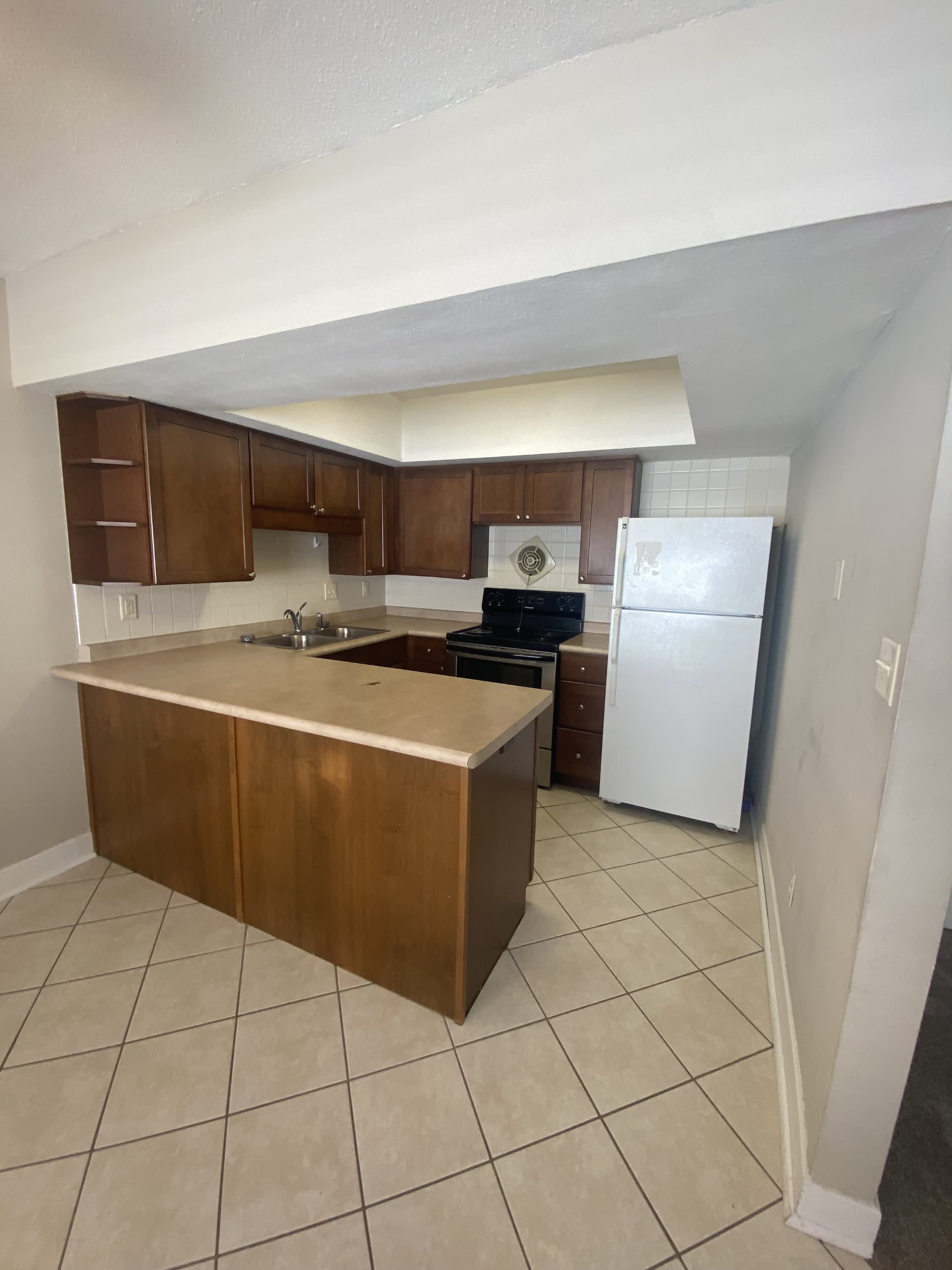 614 Ansborough Avenue – photo 2