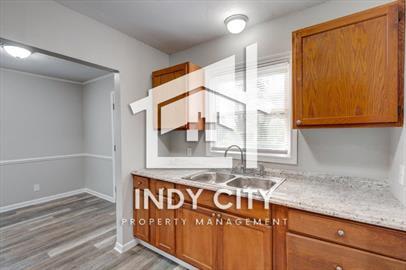 3422 North Leland Avenue – photo 2