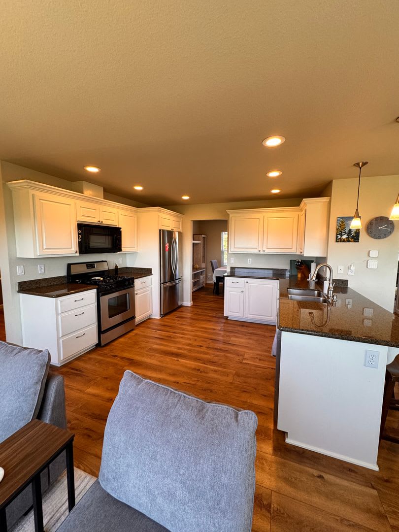Granite Ridge 3 bedroom home with an office – photo 4