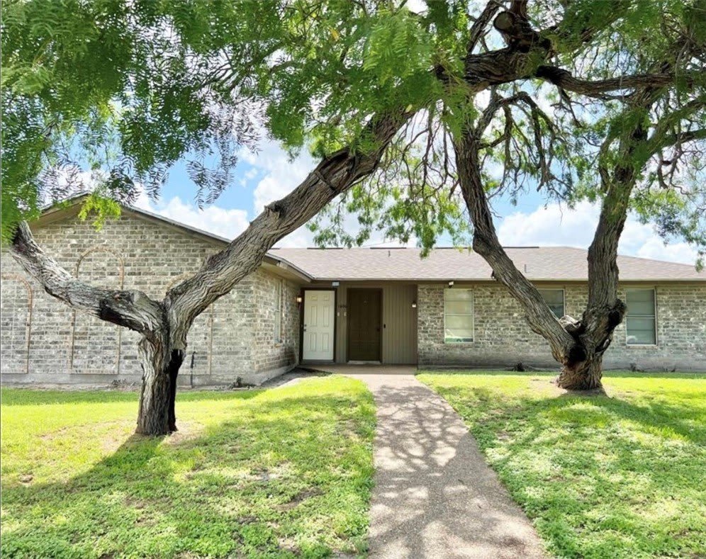 1606 Cimmarron Street – photo 1