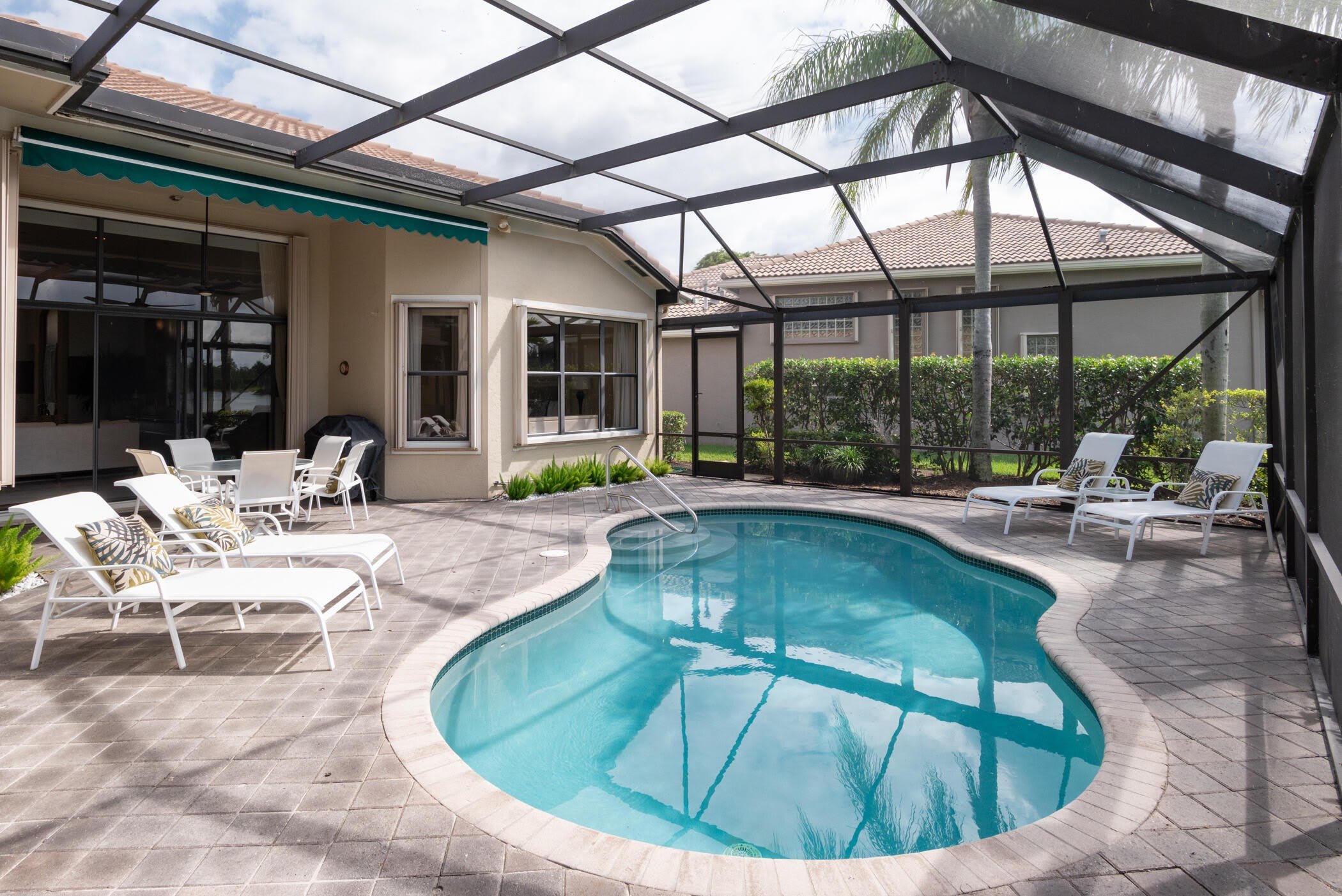 10240 Blue Heron Cove – photo 3