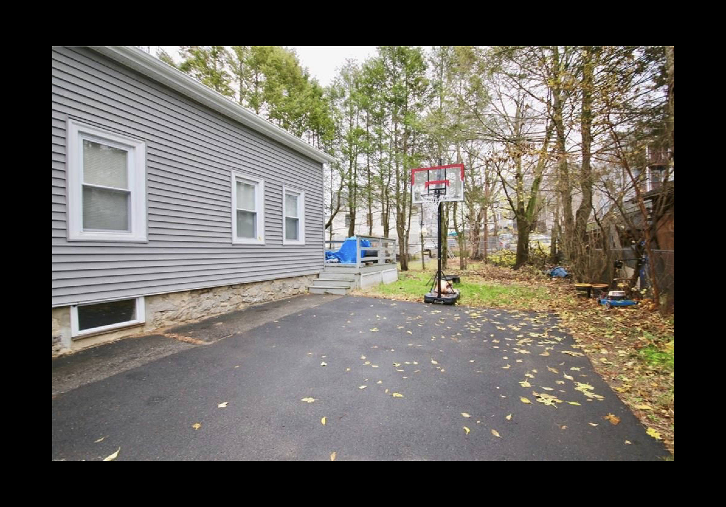 256 Grove Street – photo 3