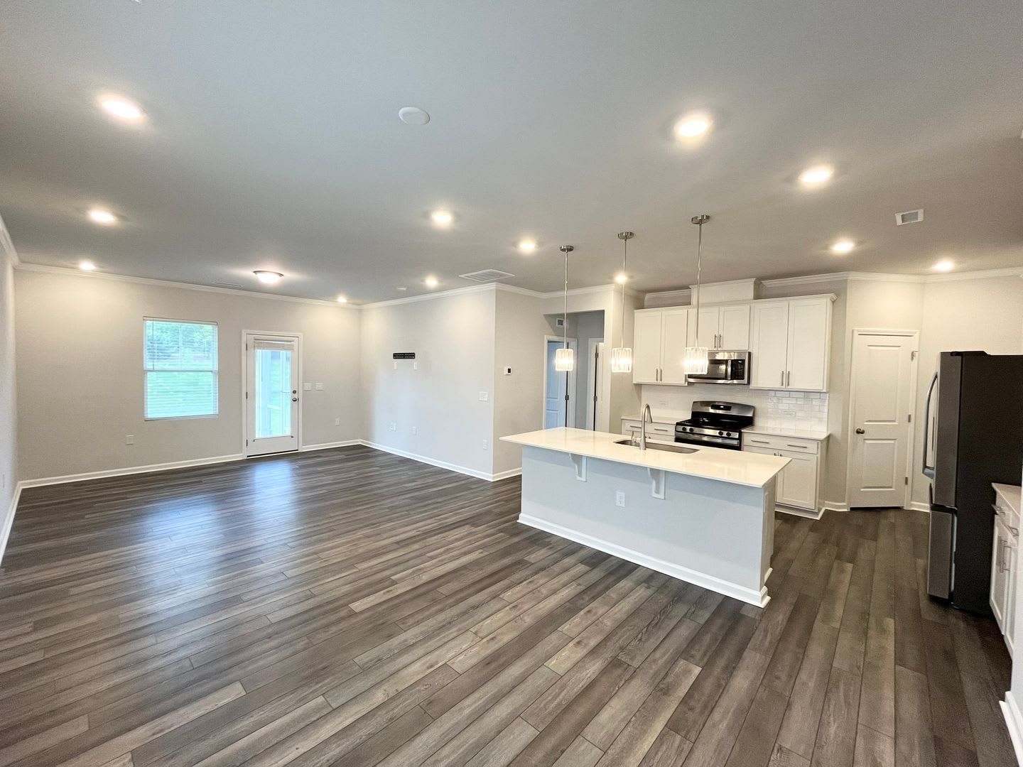 Newly Built 4BD, 3.5BA Zebulon Home with a First Floor Bedroom and Screened Patio in an HOA Community – photo 5