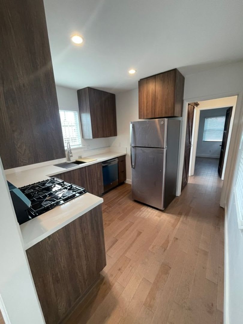2000 Lincoln Blvd – photo 1