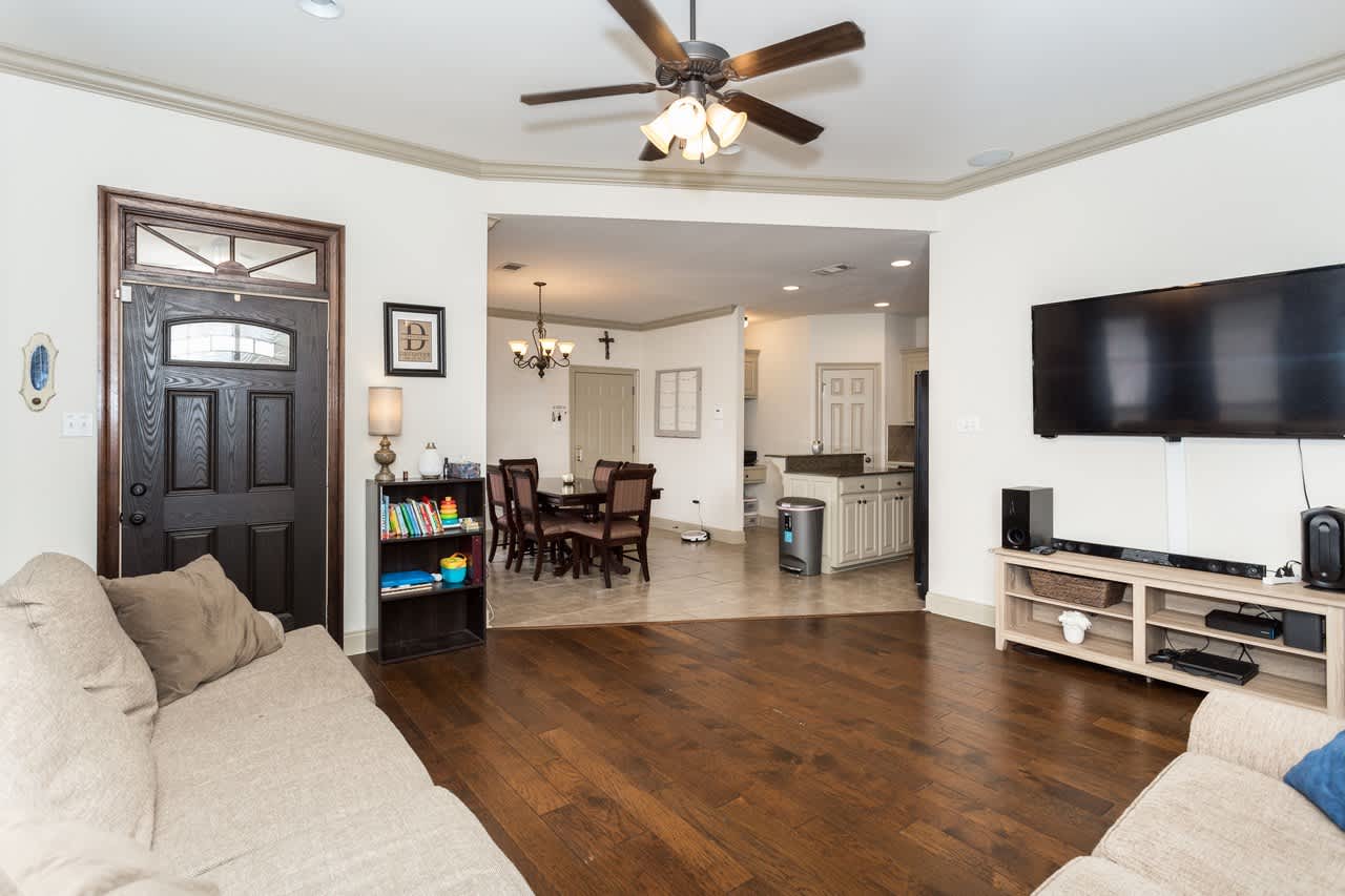 735 Fall Creek Drive – photo 3