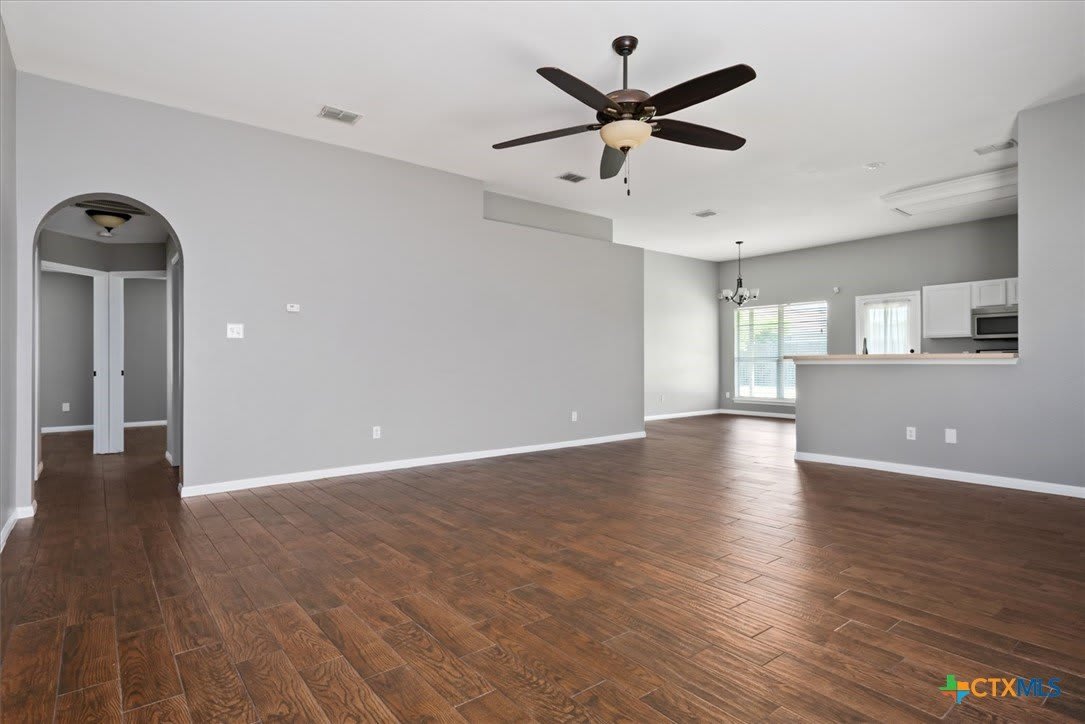 403 Thunderstorm Avenue – photo 5