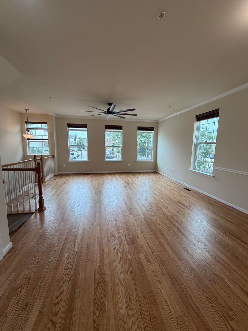 Mockingbird Cr Townhouse Available!!! – photo 3