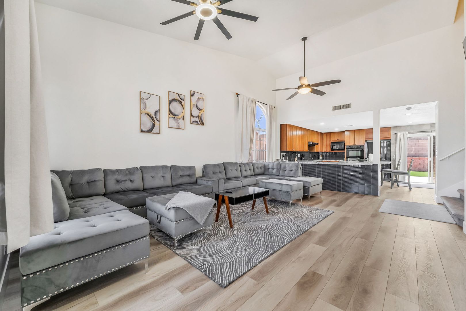 FURNISHED – photo 3