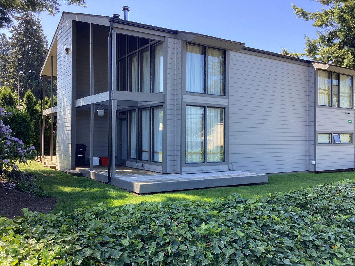Spacious 2 bedroom 1 bath 1192 sq ft. – photo 1