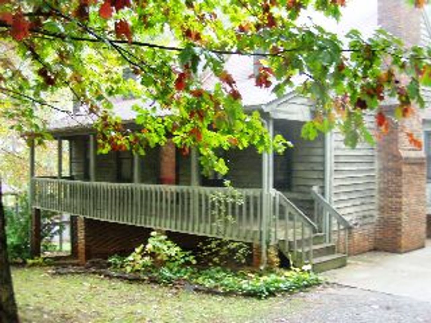 3 Bedroom House in Forest – photo 1