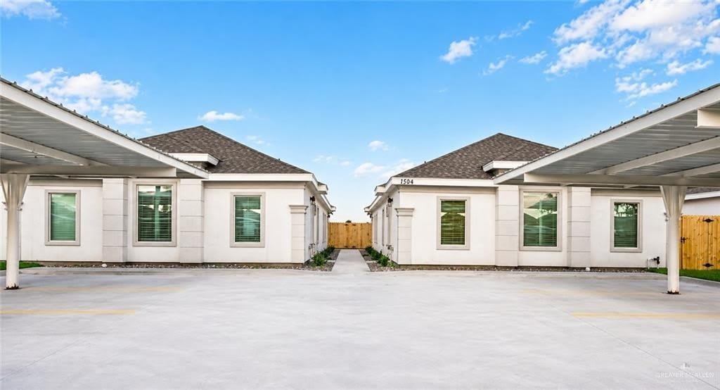 1505 Shavano Drive – photo 1