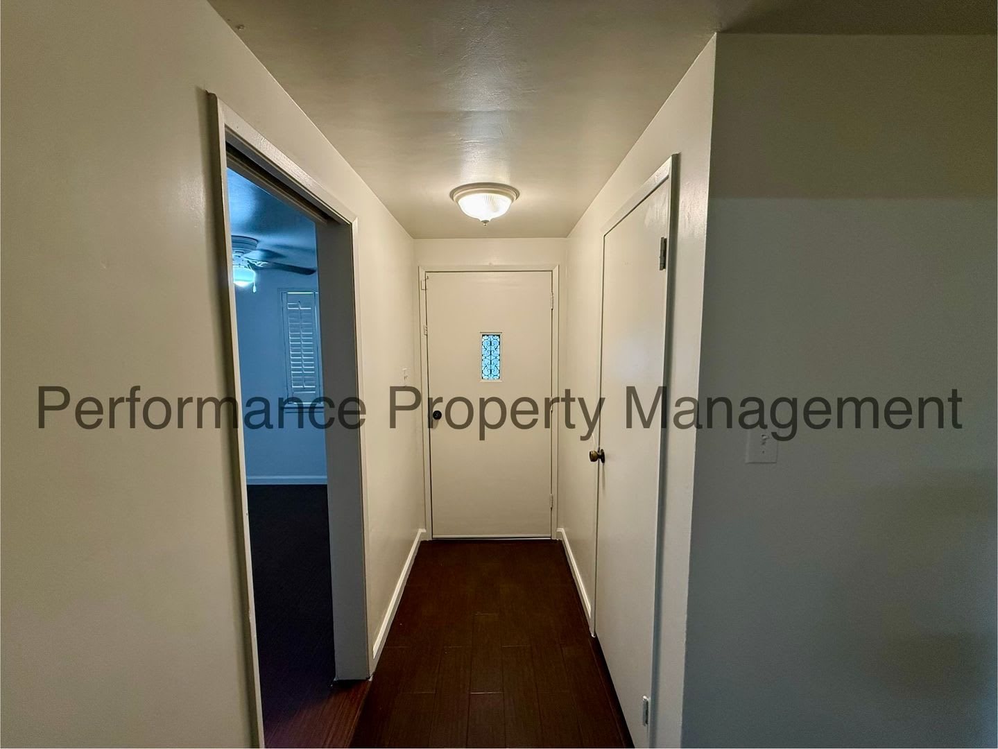 Cute 4 Bed/2 Bath SE Bakersfield Home w/ Bonus Room, RBP & Deposit Alternative Option – photo 3