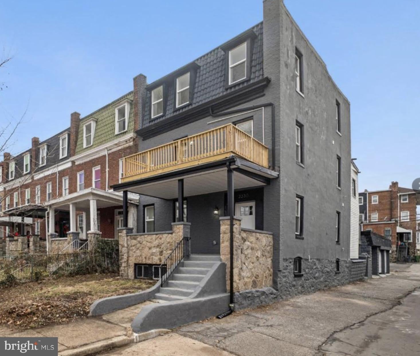 2330 BRYANT Avenue – photo 2
