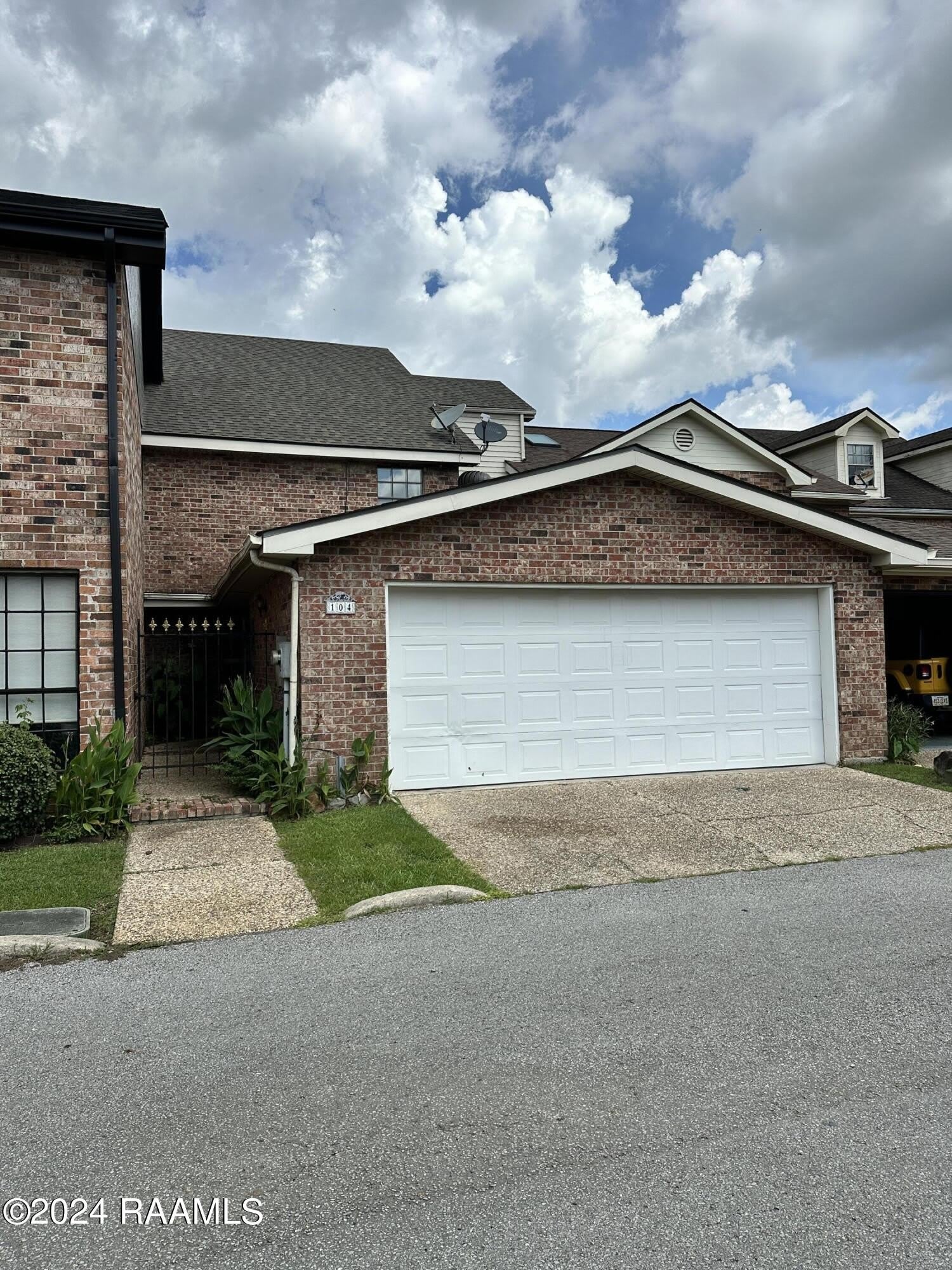 104 Ambiance Circle – photo 1