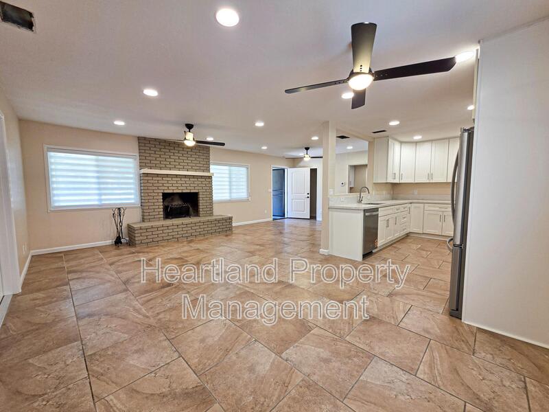 640 Claydelle Ave – photo 5