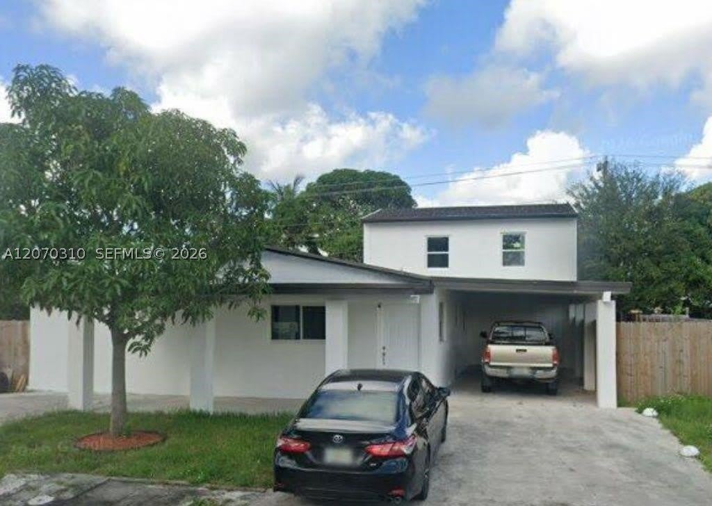 20720 NW 34 Avenue – photo 1