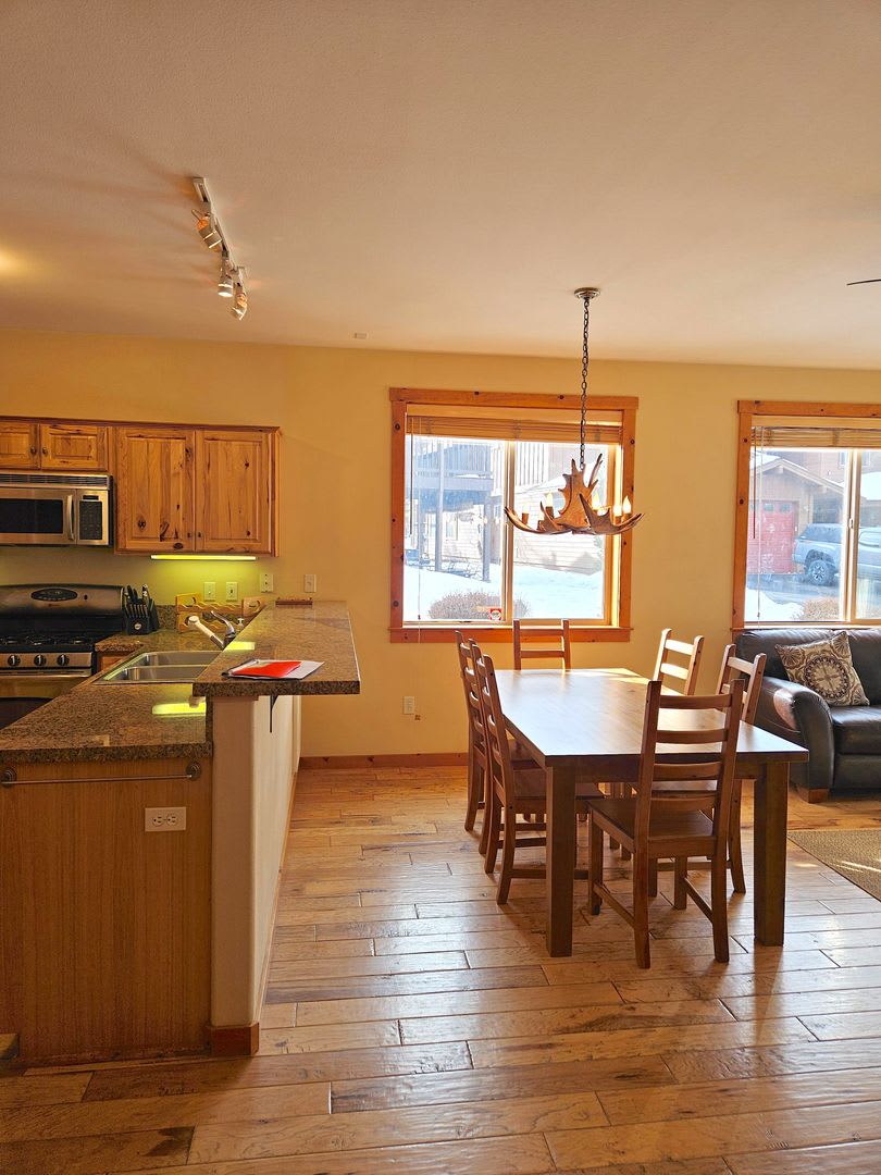 Two Bedroom Ski Lease in the Boulders – photo 4